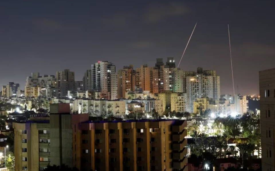 El número de muertos palestinos en episodios de violencia con israelíes en Cisjordania ocupada en lo que va de año ha ascendido a 92, mientras que del lado israelí han fallecido 15 personas víctimas de ataques de palestinos o árabes-israelíes.