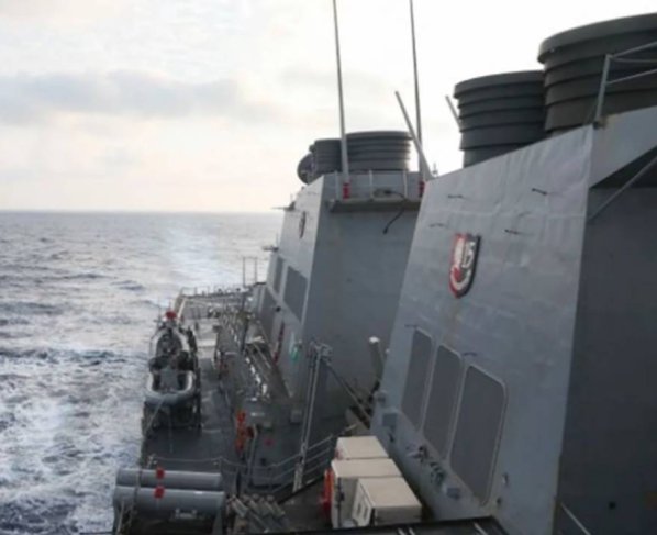 La Armada de Estados Unidos envió un destructor cerca de una isla en disputa en el mar de China Meridional que Beijing ha fortificado con instalaciones militares para reclamar sus derechos territoriales en la región.