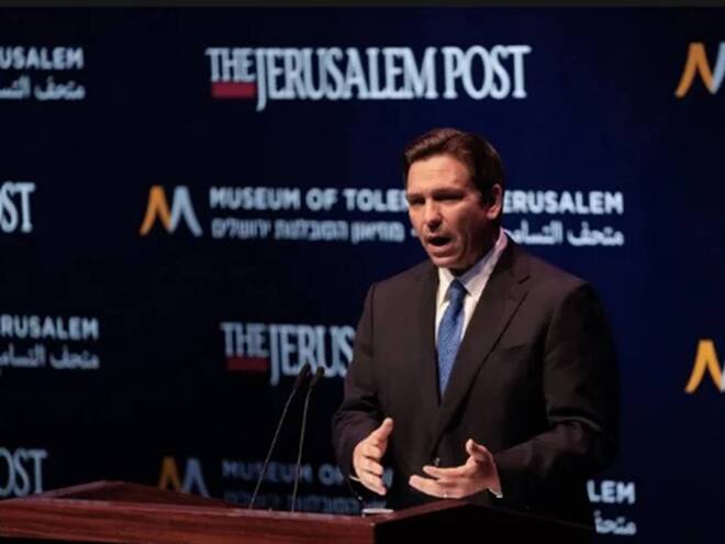 El gobernador de Florida Ron DeSantis restó importancia a la demanda de Disney en su contra por motivos políticos y dijo que era hora de que la icónica compañía dejara de disfrutar de un trato favorable en su estado.