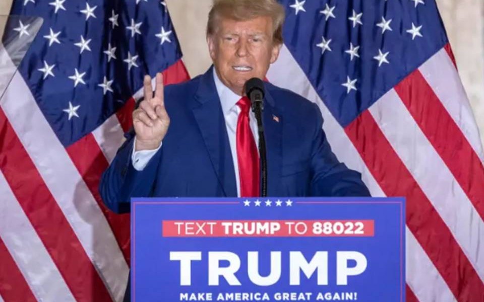 “El público sabe quién soy y la presidencia exitosa que tuve” escribió Trump en su red social. "¡POR LO TANTO NO ESTARÉ HACIENDO DEBATES!".