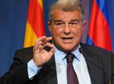 El presidente del Fútbol Club Barcelona, Joan Laporta, explicó la versión del club sobre la investigación por presunta corrupción en pagos de la entidad al ex vicepresidente del Comité Técnico de Árbitros (CTA) José María Enríquez Negreira a dos meses y dos días después del estallido del caso.