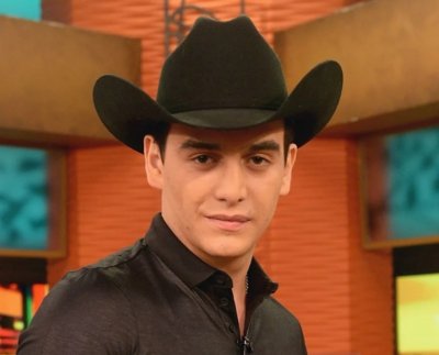 Figueroa falleció el domingo tras sufrir un infarto al miocardio y fue hallado inconscientemente en su cuarto, en su residencia, según informó su madre la actriz Maribel Guardia en una publicación en Instagram.