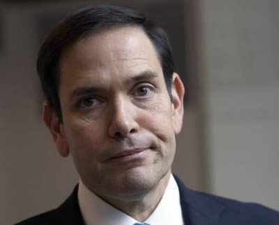 El legislador republicano se refirió a Petro como un supuesto cooperador de "tiranos de la región", al aludir las relaciones que tiene con los Gobiernos de Venezuela y Cuba.