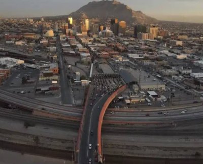 Una protesta en uno de los pasos fronterizos entre Ciudad Juárez, en México y El Paso, en EEUU derivó en el cierre del paso de vehículos.