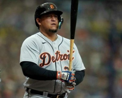 Miguel Cabrera despachó su hit 3.091 cuando los Tigres de Detroit cayó 3-6 ante los Medias Rojas y ha demostrado que seguirá dando que hablar durante su última campaña como jugador en la MLB.