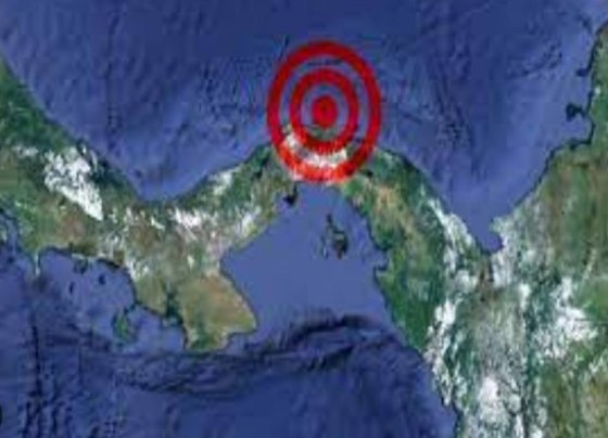 Un fuerte sismo sacudió Panamá y aunque no ocasionó daños en infraestructura ni personas lesionadas, la intensidad en que se sintió la sacudida provocó que gente asustada saliera a las calles o que la mercadería de supermercados cayera de los estantes al suelo.