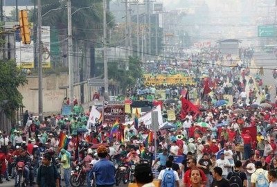 Desde el año 2014 la economía venezolana entró en franco proceso recesivo que duró 27 trimestres consecutivos hasta el tercer trimestre de 2021, con el agravante que desde noviembre de 2017 se instaló un proceso hiperinflacionario que desaceleró en marzo de 2022.