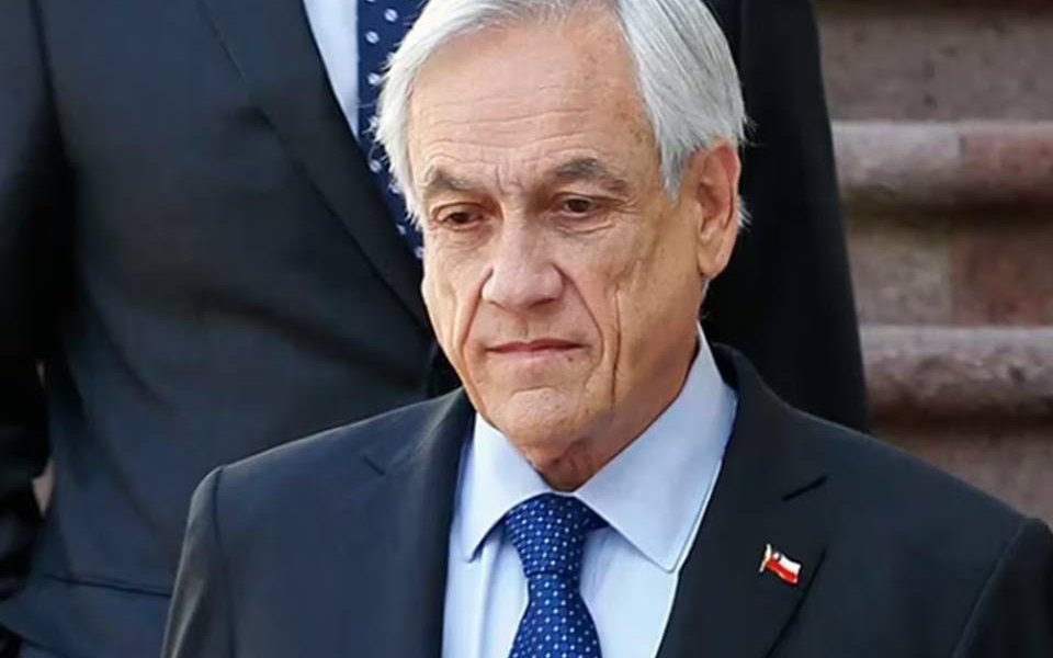 La fiscal Ximena Chong, que investiga los vejámenes y violaciones a los derechos humanos de agentes del Estado durante el estallido social de 2019, tomó declaración en calidad de imputado al ex Presidente Sebastián Piñera.
