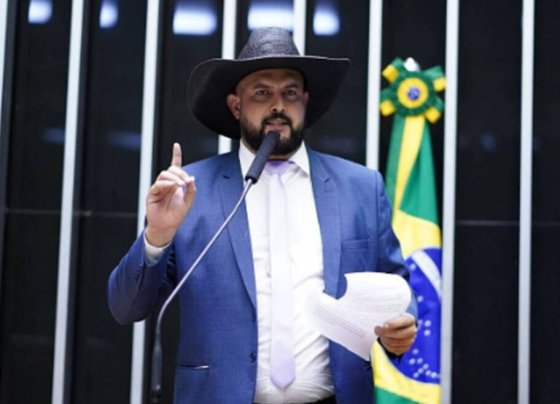El lunes 29 de mayo el diputado brasileño Zé Trovão exigió a la Embajada de Estados Unidos en Brasil capturar a Nicolás Maduro.