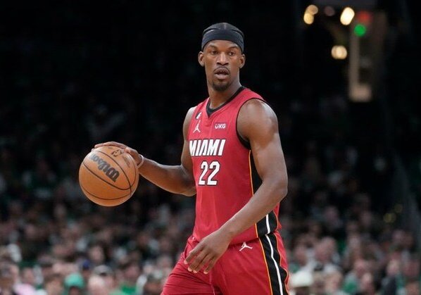 El Miami Heat sigue rompiendo predicciones al vencer 126 -113 a los Celtics de Boston.