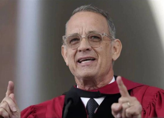 Hanks, quien recibió un doctorado honorario en artes