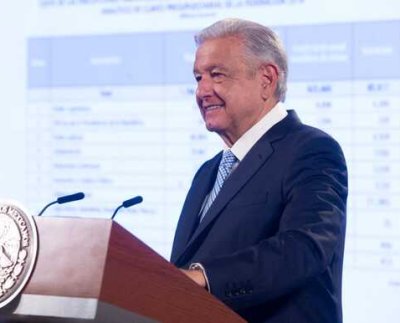 las ambigüedades que AMLO mismo ha cultivado en sus muchos años en la política.