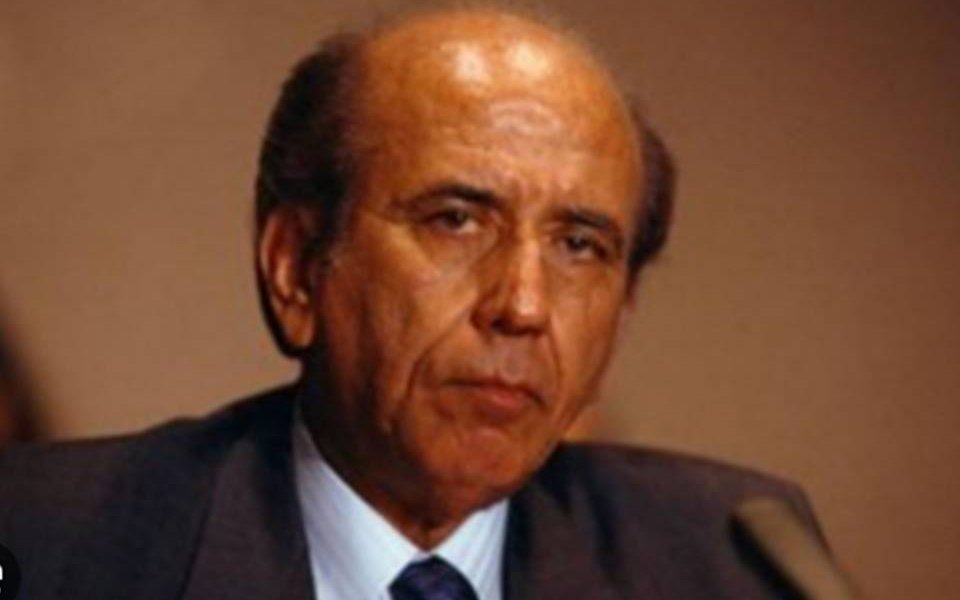cuando a Carlos Andrés Pérez lo sacaron de la Presidencia de la República, y él, más consciente que todos nosotros, del disparate que se acababa de realizar, afirmó: “Hubiera preferido otra muerte