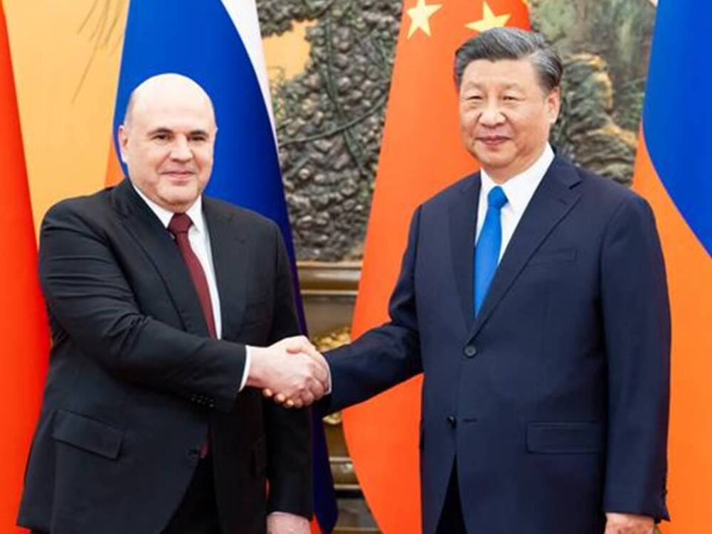 El presidente chino Xi Jinping recibió en Pekín al primer ministro ruso Mijaíl Mishustin, a quien dijo que China está dispuesta a "seguir ofreciendo un firme apoyo mutuo a Rusia".