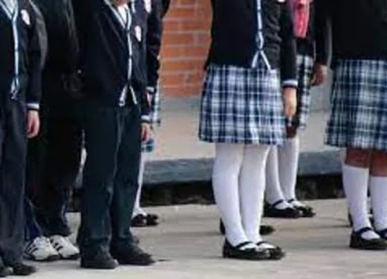 el Congreso de la Ciudad de México, aprobó una resolución, mediante la cual, niños y niñas podrán elegir entre falda y pantalón.