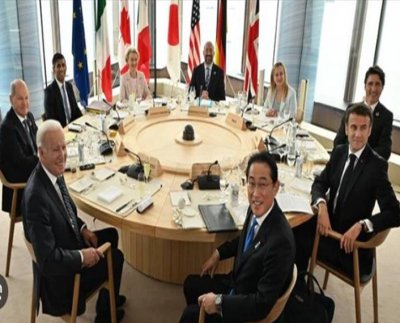 El presidente de Ucrania, Volodímir Zelenski, se reunió con los líderes del G7 en Hiroshima ( Japón), con la finalidad de concretar ayudas de Occidente para darle más soporte a su país en la guerra desencadenada por Rusia. Estados Unidos anunció la entrega de un nuevo paquete de ayuda militar por 375 millones de dólares.