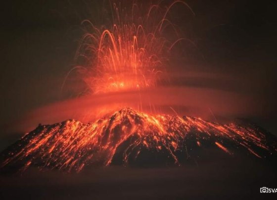 Por primera vez desde el año 2000 el volcán Popocatépetl inició, la madrugada del sábado 20 de mayo, un período eruptivo constante de tipo estromboliano. Este tipo de erupción se caracteriza por la expulsión constante de fragmentos y ceniza en estallidos cortos.