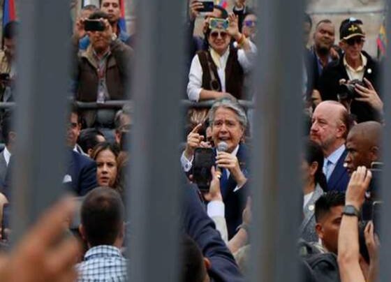 En la sesión, que arrancó en la mañana de este martes, inició con la presencia de 109 de los 137 asambleístas de la Cámara. Primero intervendrán dos voceros designados antes de dar paso a la participación de Lasso, que se prevé comience alrededor del mediodía.