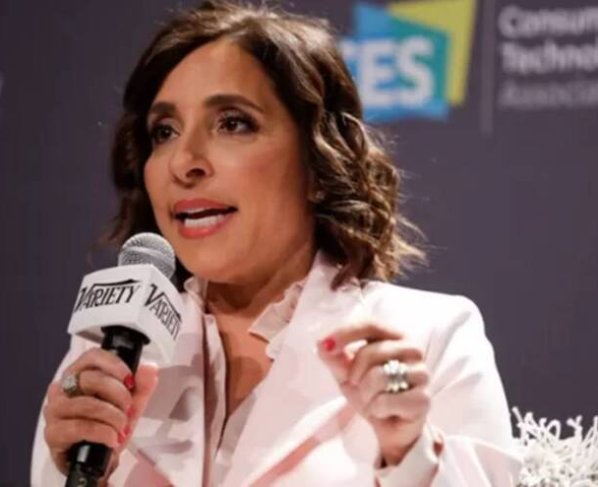 Linda Yaccarino, exdirectora de publicidad de NBCUniversal, será la responsable de supervisar las operaciones comerciales de la red social.