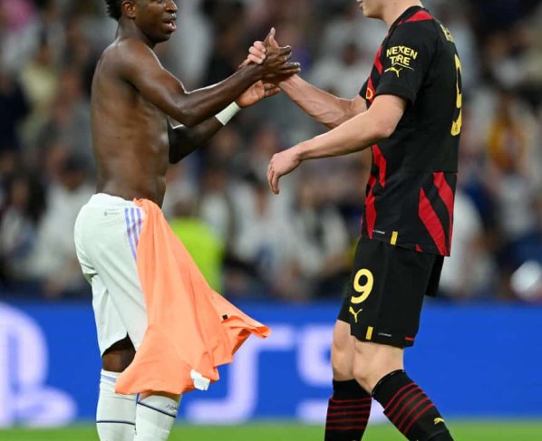 El Real Madrid y Manchester City empataron a uno, en el partido de ida de las semifinales de la Uefa Champions League, encuentro que se realizó en el estadio Santiago Bernabéu.