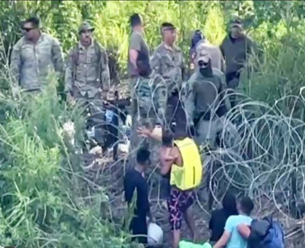 El Secretario de Relaciones Exteriores de Honduras, Enrique Reina, identificó al joven como Ángel Eduardo Maradiaga Espinoza, solicitando una " investigación exhaustiva ", sobre su muerte.