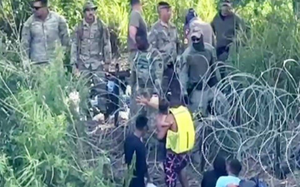 El Secretario de Relaciones Exteriores de Honduras, Enrique Reina, identificó al joven como Ángel Eduardo Maradiaga Espinoza, solicitando una " investigación exhaustiva ", sobre su muerte.