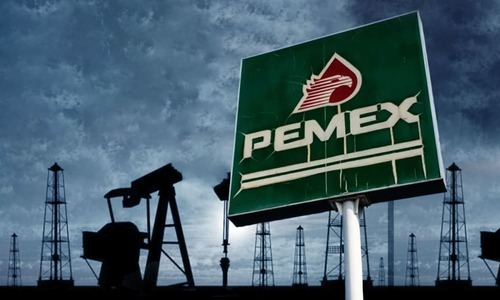 Ganancias de Petróleos Mexicanos cayeron 53%