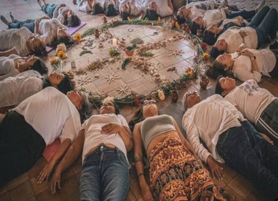 México es el país más peligroso para ejercer el periodismo y a raíz del gran número de profesionales de la comunicación, desaparecidos y asesinados en ese país, diversas familias crearon una red para apoyarse entre sí, debido al flagelo que viven en común, perder un ser querido.