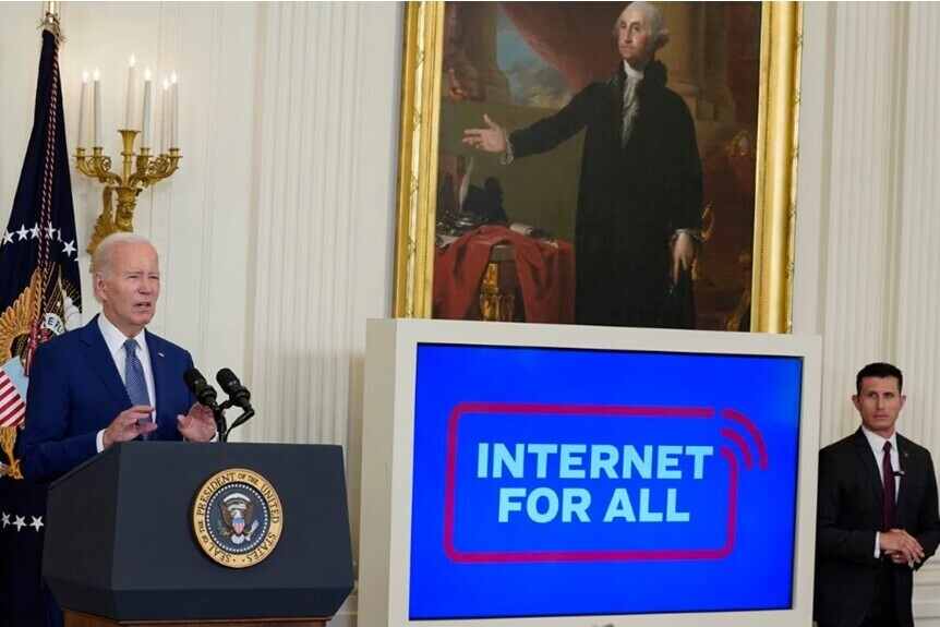 El presidente de Estados Unidos presentó un programa de casi 43 millones de dólares para mejorar el acceso a internet en todo el país.