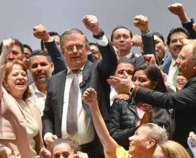 ", Ebrard comentó que la sesión en la que Morena definirá las reglas para elegir su candidato a las elecciones de 2024