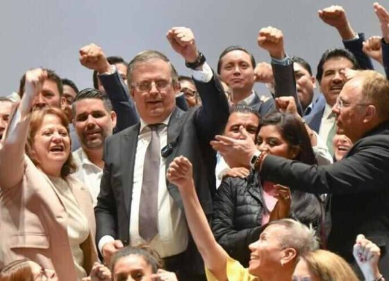 ", Ebrard comentó que la sesión en la que Morena definirá las reglas para elegir su candidato a las elecciones de 2024