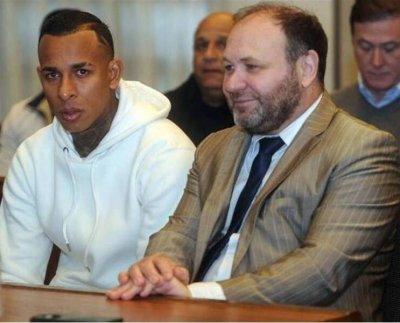 El imputado fue el futbolista colombiano Sebastián Villa Cano