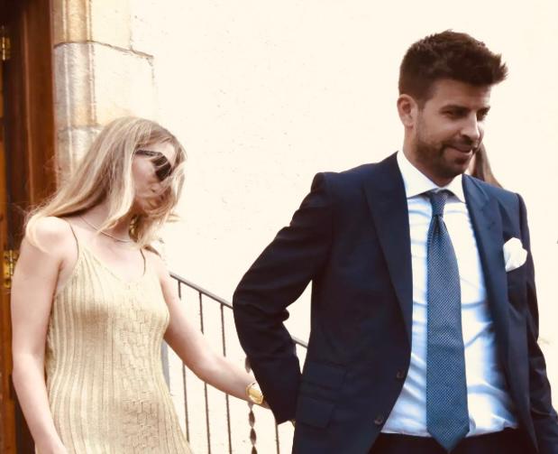 Gerard Piqué acudió a la boda de su hermano Marc junto a su novia Clara Chía,