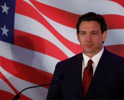 De Santis también propuso terminar la construcción del muro en la frontera sur