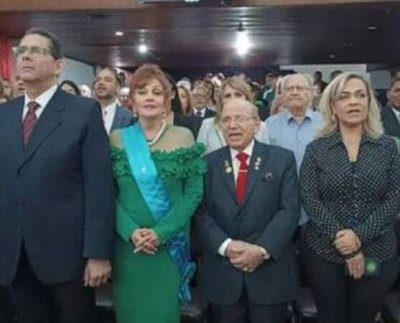 Manuel Rosales manifestó, " que es un acto de justicia a la gran trayectoria artística de está talentosa actriz ".