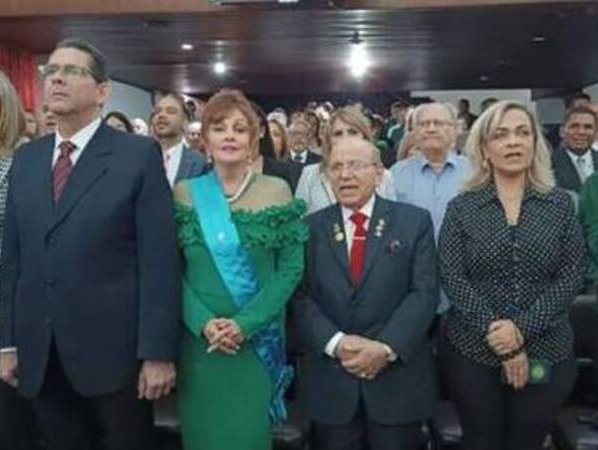 Manuel Rosales manifestó, " que es un acto de justicia a la gran trayectoria artística de está talentosa actriz ".