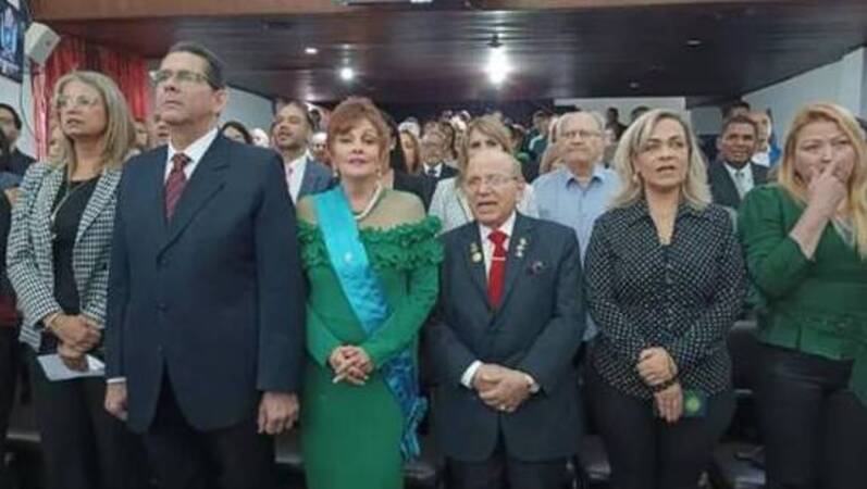 Manuel Rosales manifestó, " que es un acto de justicia a la gran trayectoria artística de está talentosa actriz ".