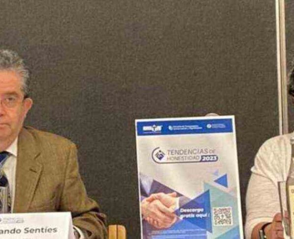 De los 34 países que integran la Organización para la Cooperación y Desarrollo (OCDE) México es el último en materia de transparencia.