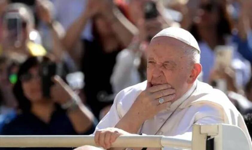 El papa Francisco será operado hoy en el hospital Gemelli de Roma por riesgo de obstrucción intestinal