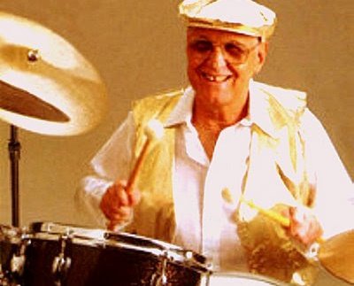 El Pavo Frank Hernández nació en Villa de Cura Estado Aragua el 26 de Septiembre de 1934.