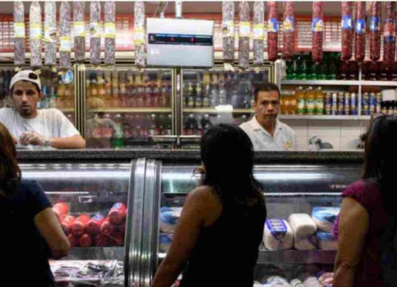 Datanálisis proyecta un crecimiento del consumo de 4.5% al cierre de 2023.