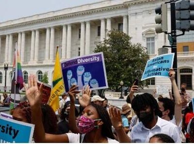 El Tribunal Supremo de Estados Unidos falló este jueves en contra de la discriminación positiva en las universidades