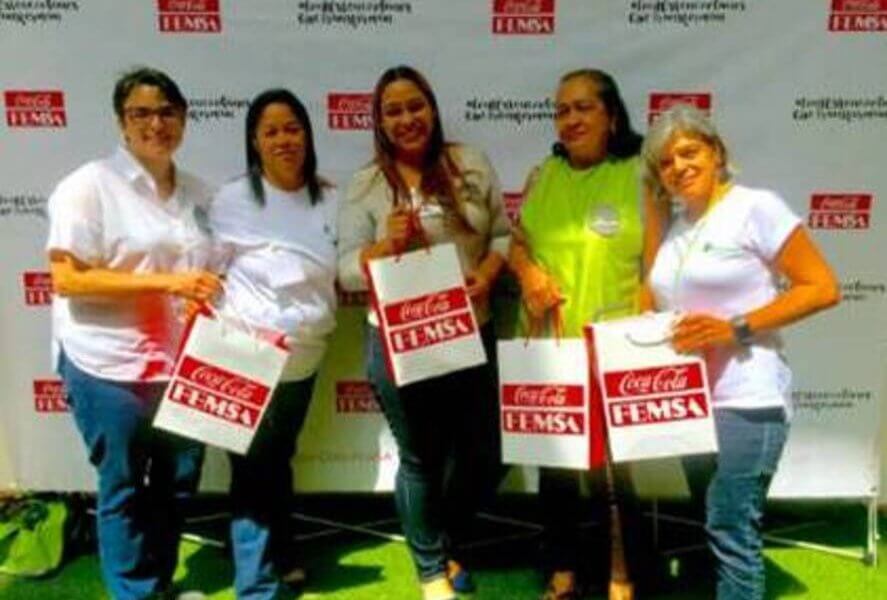 el Premio Especial Efecto FEMSAción dirigido a iniciativas alineadas con los programas de sostenibilidad de la embotelladora de origen mexicano en el país