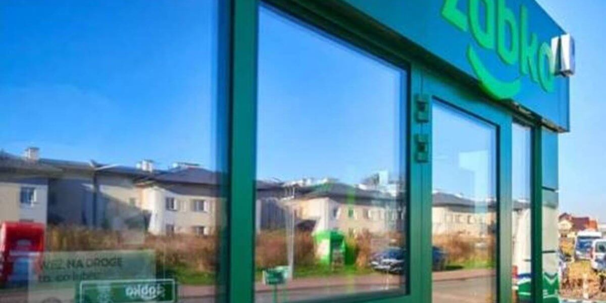 Se trata del vidrio fotovoltaico capaz de producir electricidad a partir de cualquier luz.