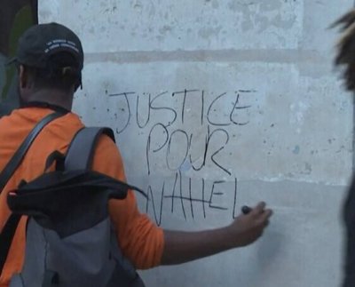 ya han tenido un coste estimado en más de 1.000 millones de euros con más de 200 comercios totalmente saqueados y 300 agencias bancarias destruidas