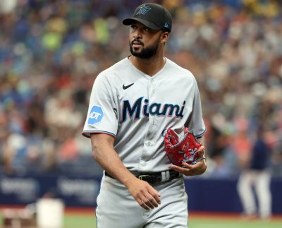 El lanzador dominicano Sandy Alcántara lanzó los nueve episodios para de esta manera Miami Marlins superó 7 a 1 a Rays de Tampa Bay