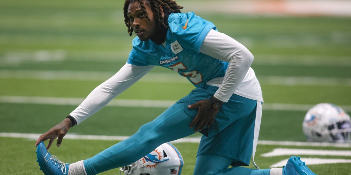 Miami Dolphins hasta los momentos no ha dado un reporte sobre la gravedad de la lesión del esquinero y si estará preparado para la temporada