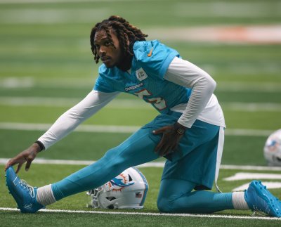 Miami Dolphins hasta los momentos no ha dado un reporte sobre la gravedad de la lesión del esquinero y si estará preparado para la temporada