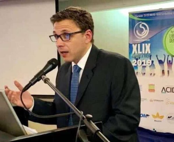 Fedecámaras buscará mantener comunicación con el ejecutivo nacional por lo que ha realizado un esfuerzo importante para mantenerse y fomentar el dialogo tripartito.