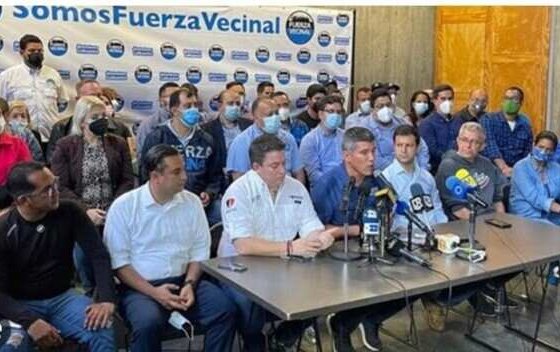 "Vamos a apoyar al candidato que más unifique al país a la oposición y que transite por las vías constitucionales" dijo Gustavo Duque.